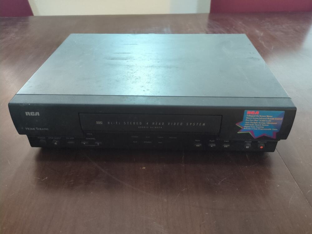 Vintage RCA VR508 VCR hi-fi stereo 4-Head Video System (1996)